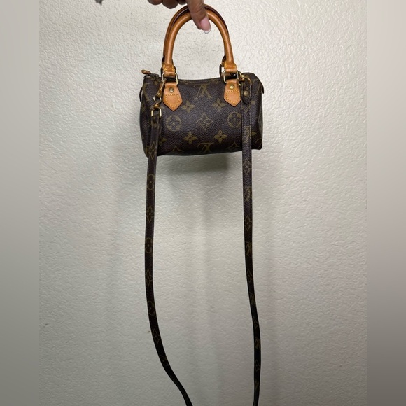 Louis Vuitton Monogram Mini Speedy - Picture 16 of 16